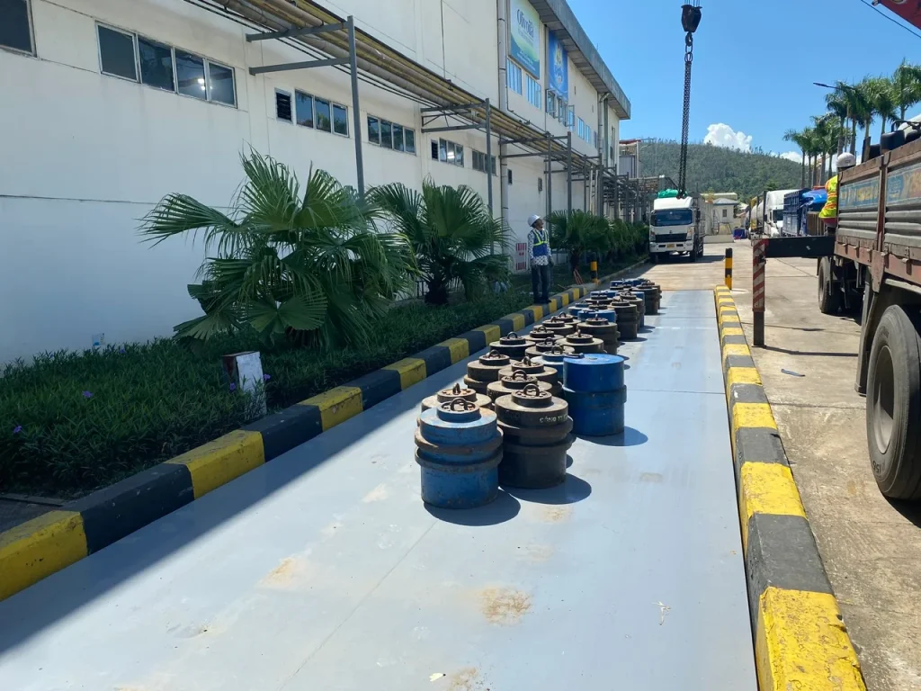 4. ảnh chụp sườn phải bàn cân